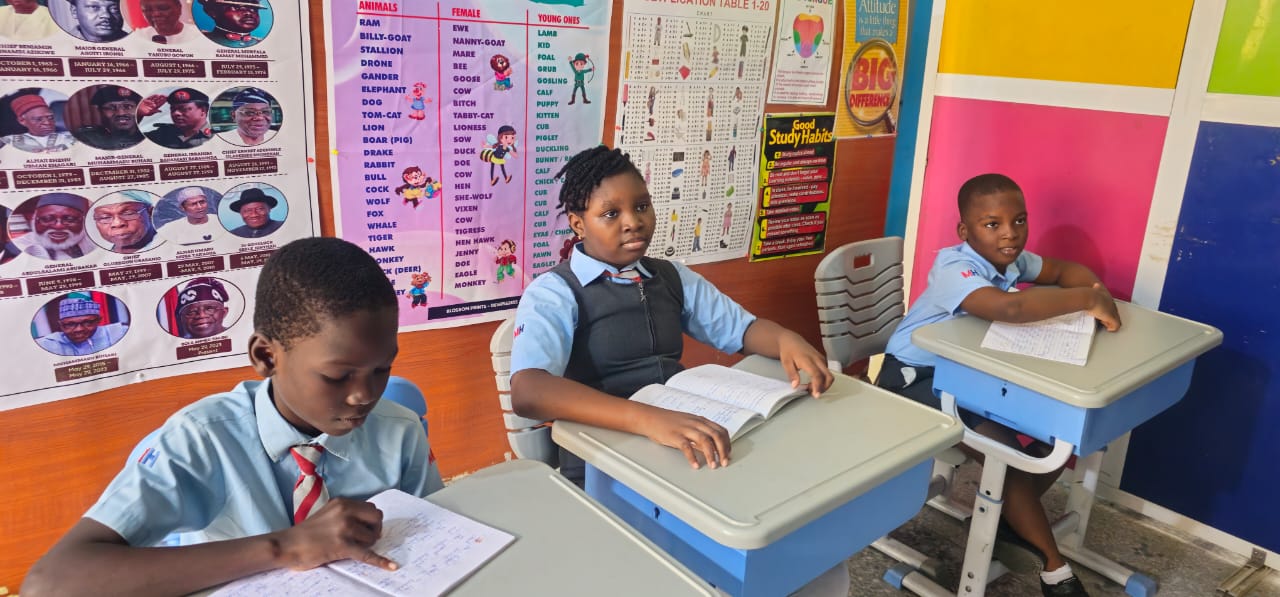 Focused classroom writing session
